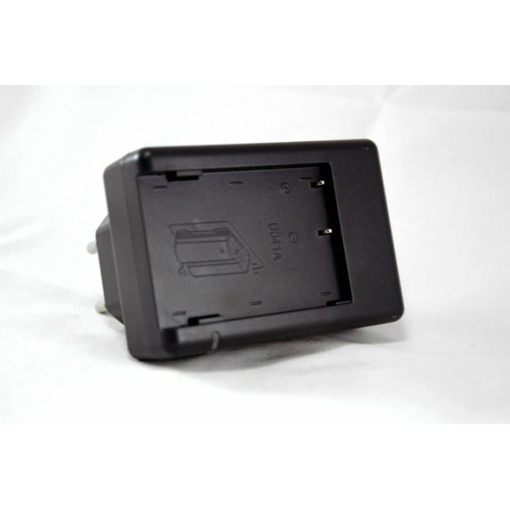 Мережевий зарядний пристрій PowerPlant для Nikon EN-EL3, EN-EL3e, NP-150 Slim, Black